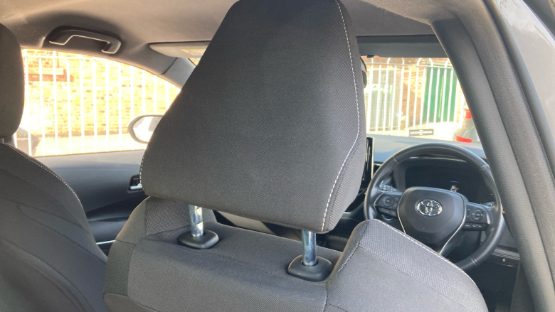 Toyota Corolla 1.8 VVT-i Hybrid Icon Tech 5dr CVT Hybrid Hatchback